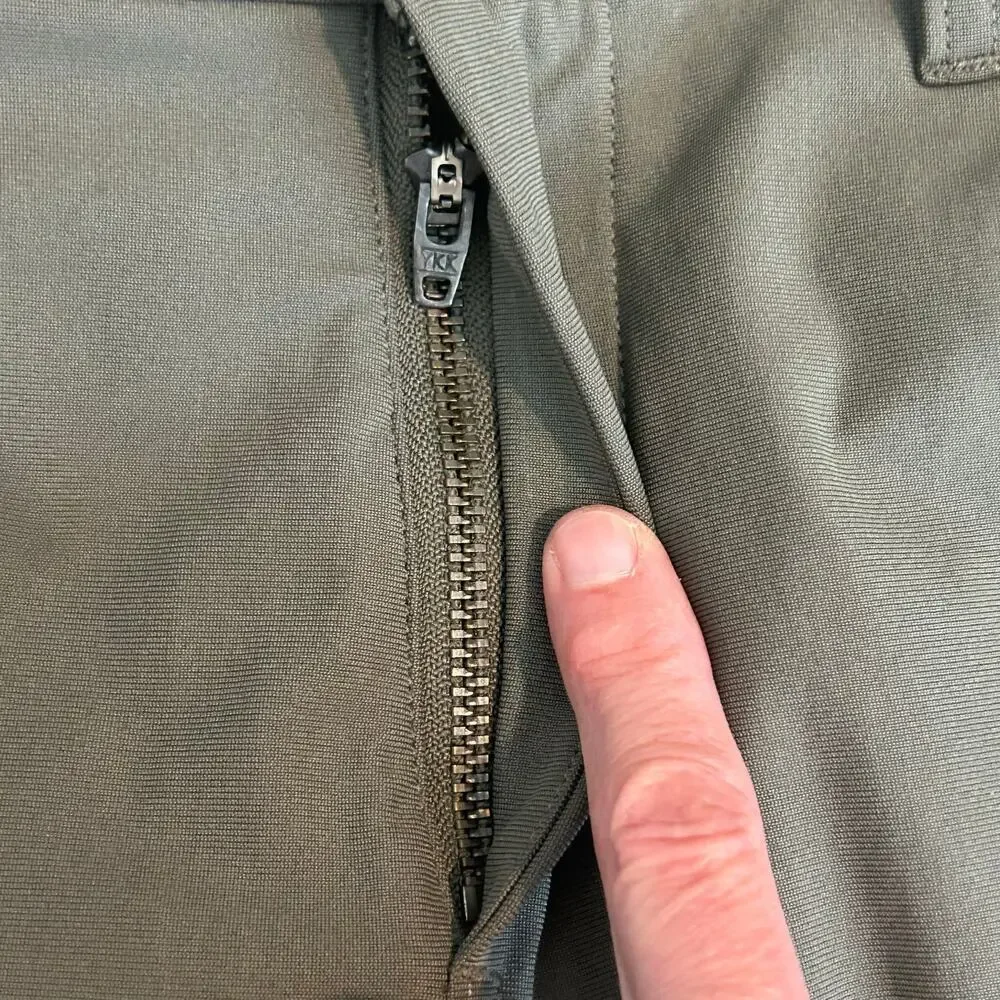 Lululemon mens ABC Slim-Fit army green warpstreme pants size 32